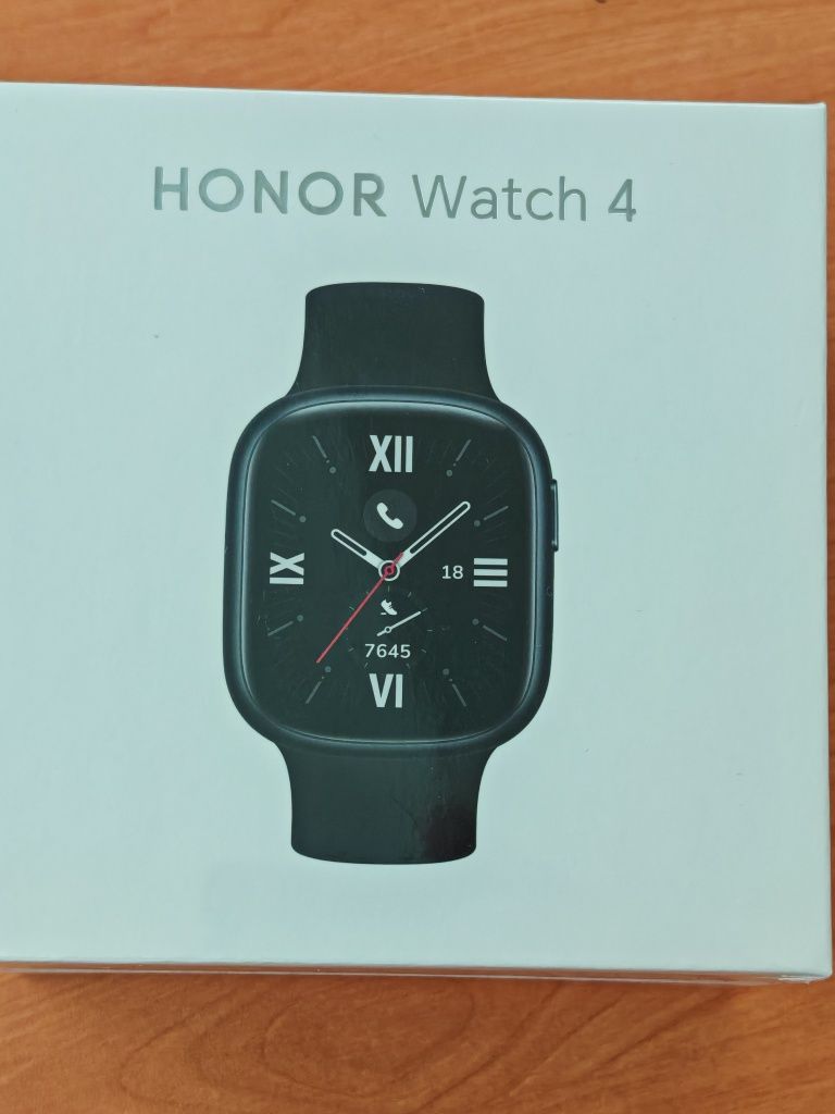 Смарт часовник Honor Watch 4