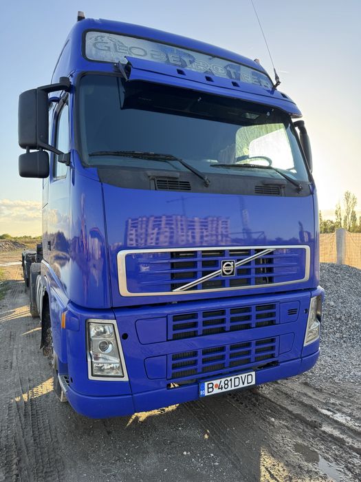 Vand ansamblu cap tractor+semiremorca containere
