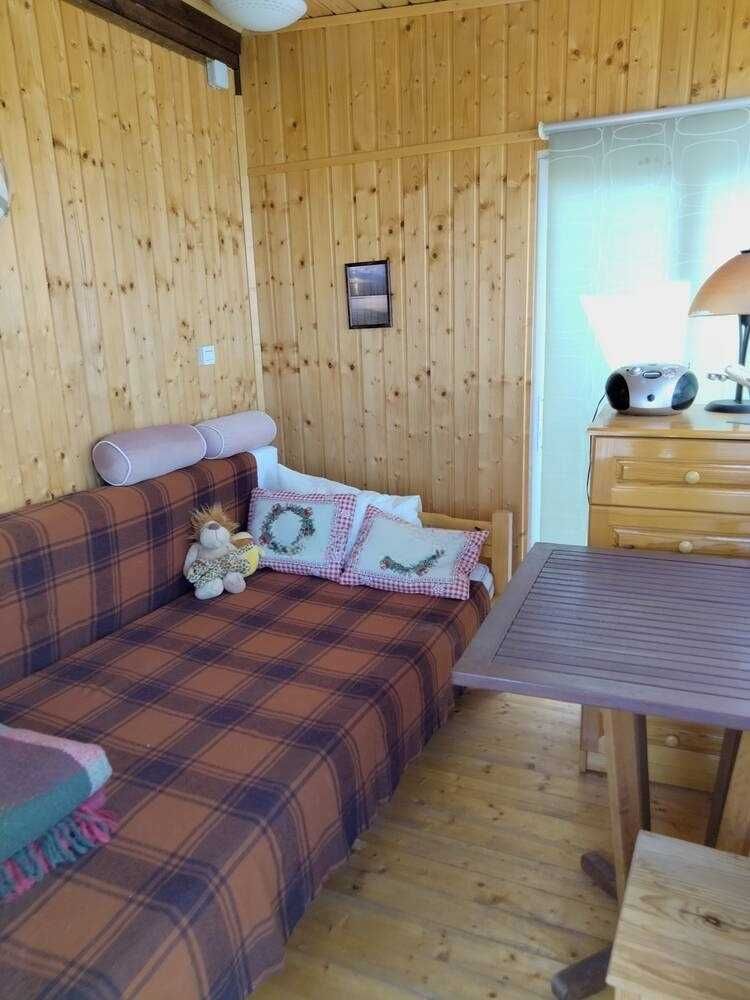Дава се под наем Четиристаен апартамент в Несебър - 50 кв.м за 255 € - Снимка #2