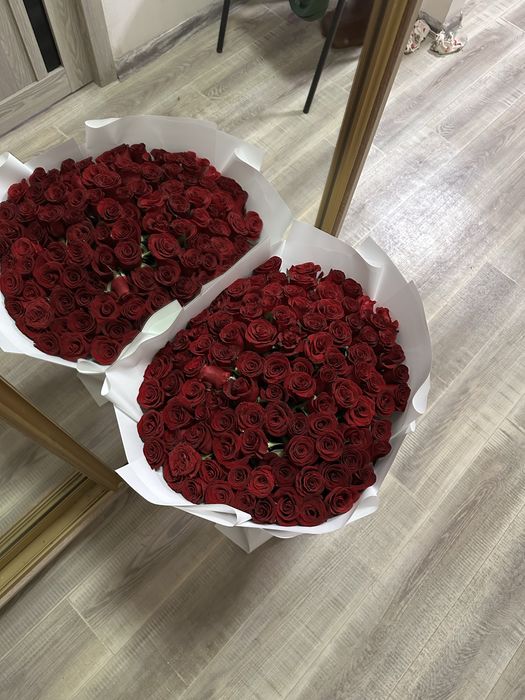 Цветы 101 роза метровые