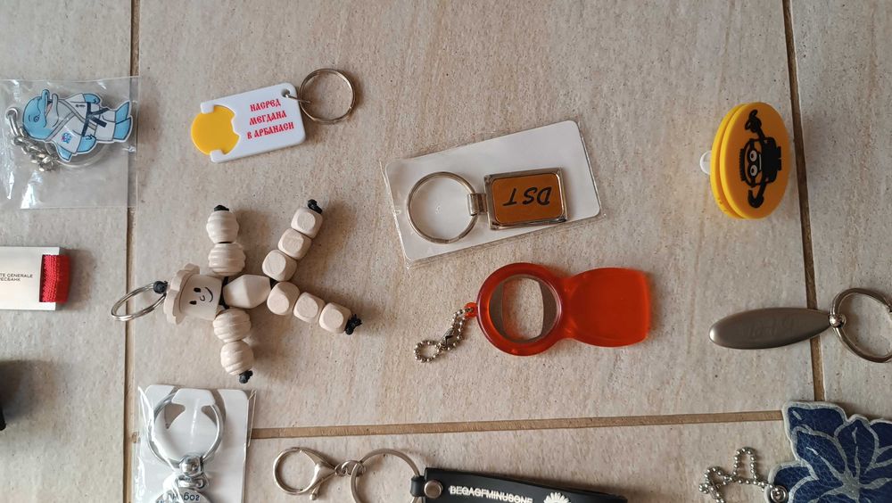 цветен ключодържател Мини Маус Миньон къщичка Pringles зебра коте