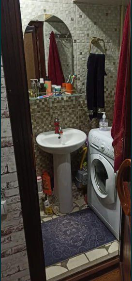 Квартира на Мукимий-Эвос, под офис 1*2/1/4 Парковка есть