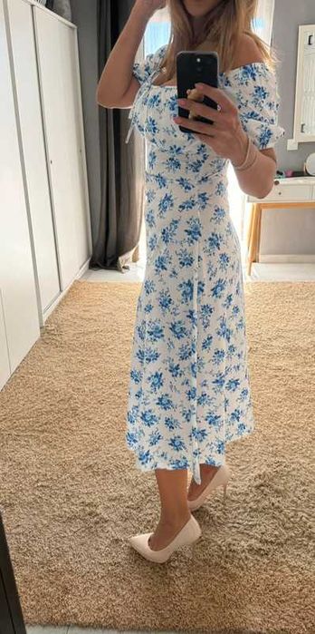 Лятна рокля на цветчета