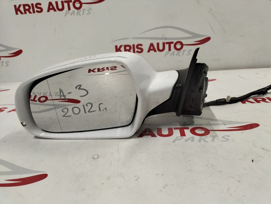 Ел. огледало Audi A3 8P hatchback /Ауди А3 хечбек 2012г