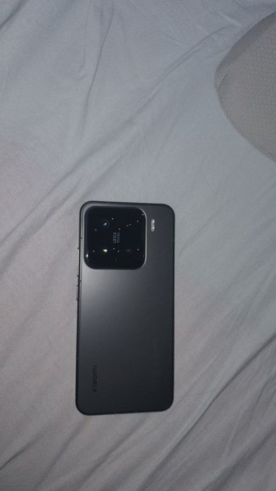 Xiaomi 15 512/12+4
