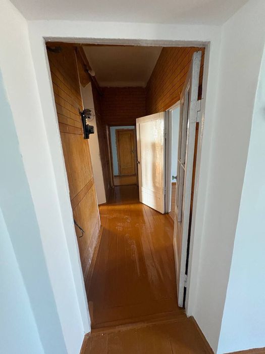 Мухтар Ашрафи 2х ком в кирпичном доме 52м² срочно в Яшнабадском районе