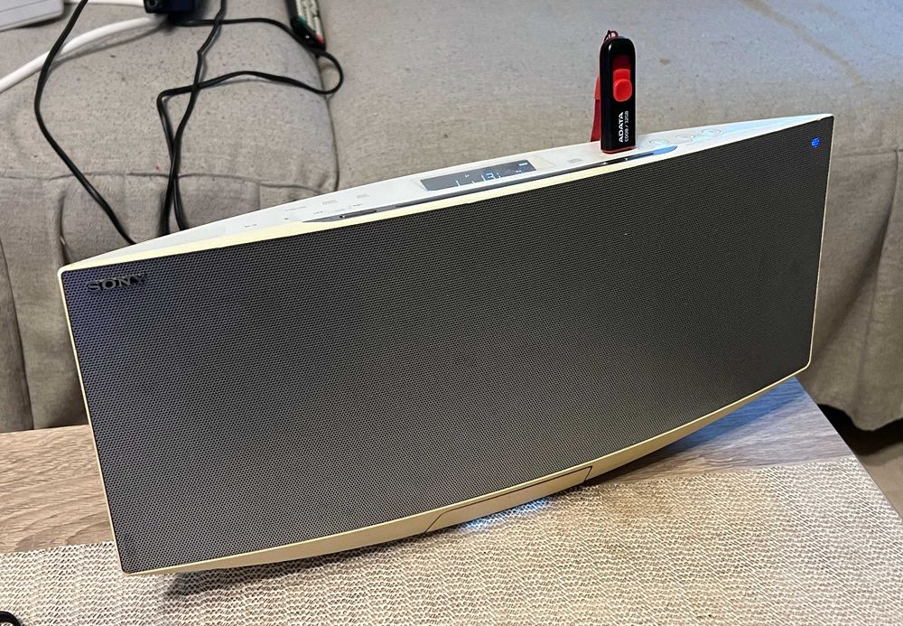 Sony CMT V50iP micro sistem audio USB CD FM docking perfect