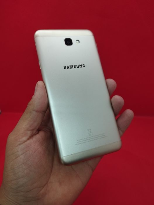 Samsung J7 Prime sotiladi ideyal