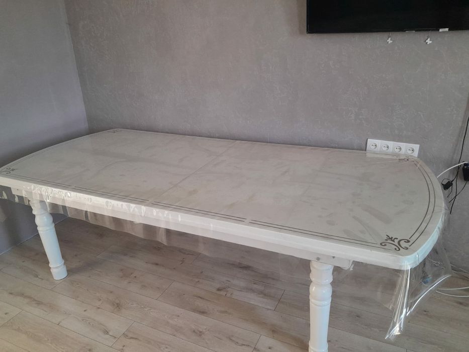 Продаю раскладной стол