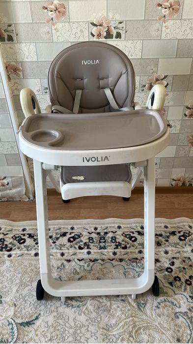 Продам стульчик детский