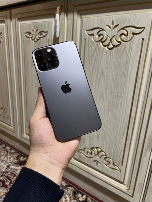 iPhone 13 Pro max black