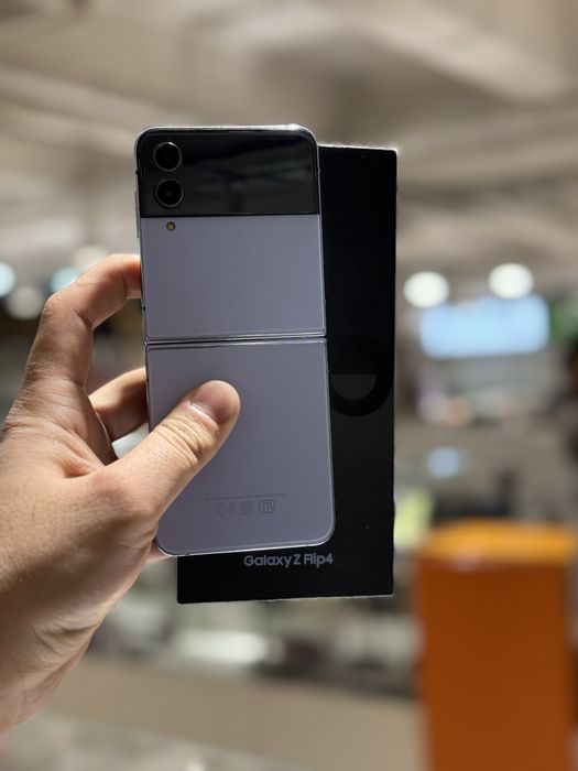 Samsung Z flip 4 256gb