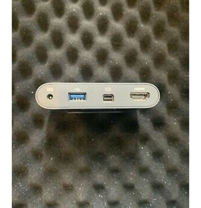 HTC Vive шлем за виртуална реалност и аксесоари