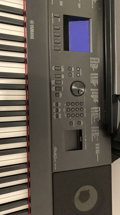 Pian Digital Yamaha DGX-660 – Stare Impecabilă + Accesorii Complete