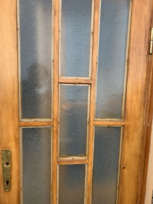 usi lemn masiv second hand