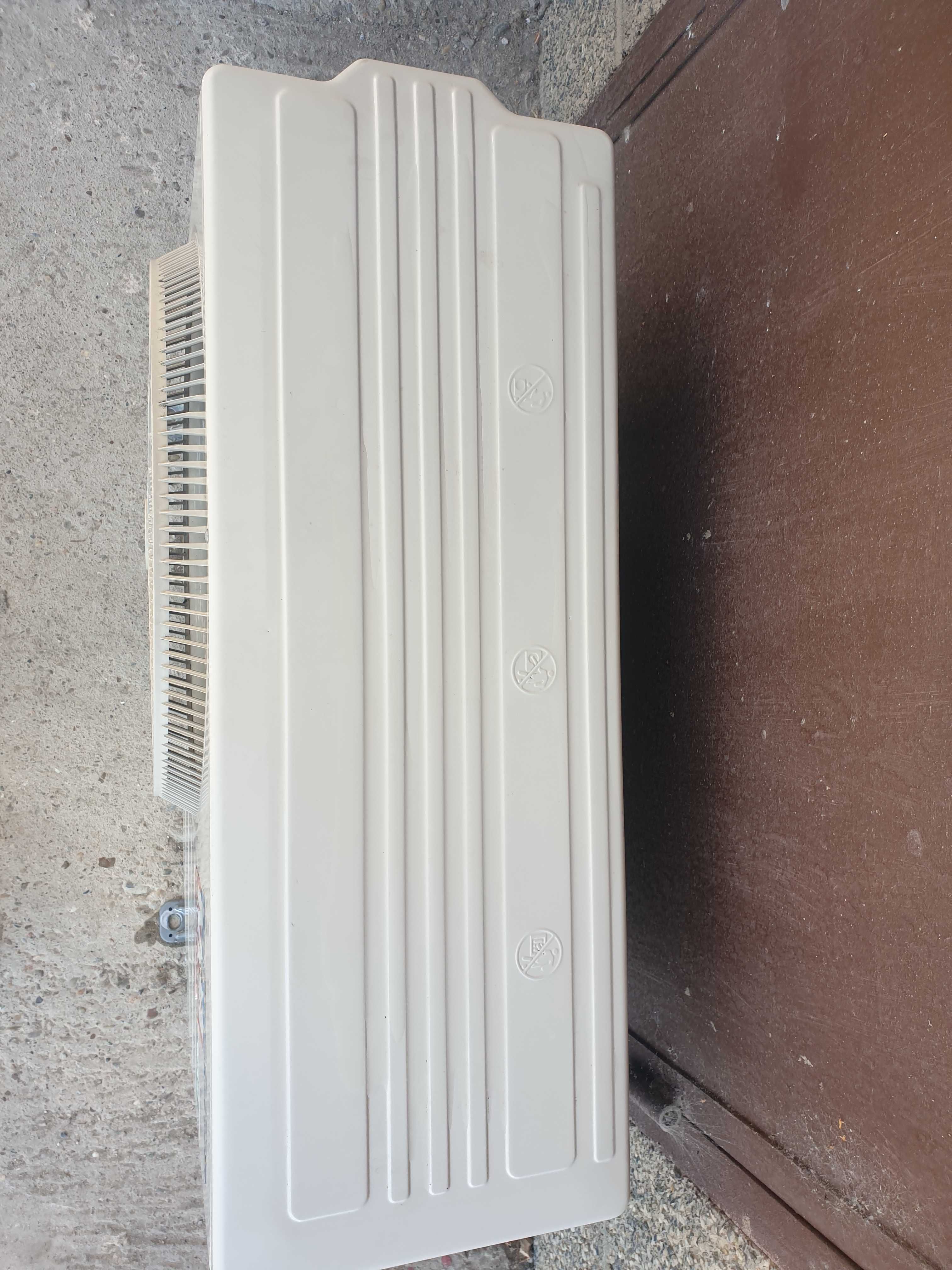 Продава се инверторен климатик  Panasonic  малайзийски 12000 BTU.