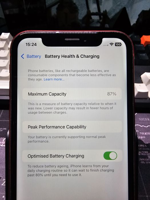 iPhone Xr Red | 64GB | 3GB | 87% Battery | Apple A12 Bionic A2105