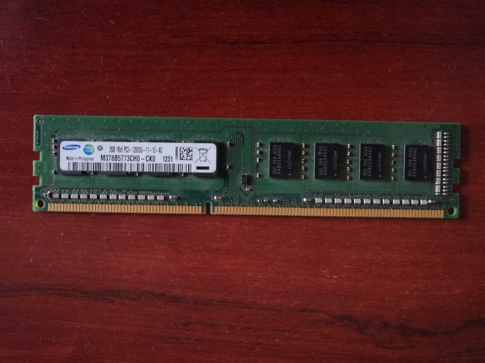 Memorie RAM 2 GB 1Rx8 pc3 12800 - 4 bucati