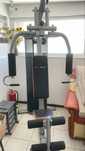 Aparat fitness multifunctional