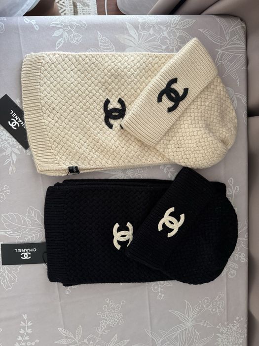 Продам набор шапка и шарф