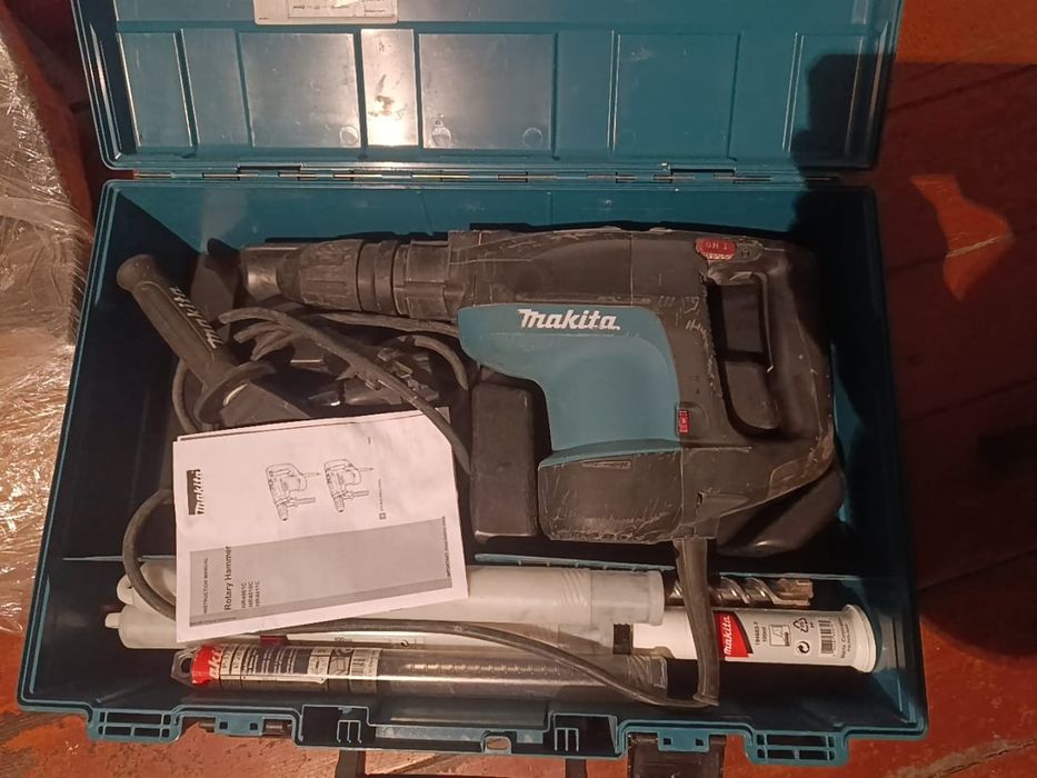 Перфоратор макита