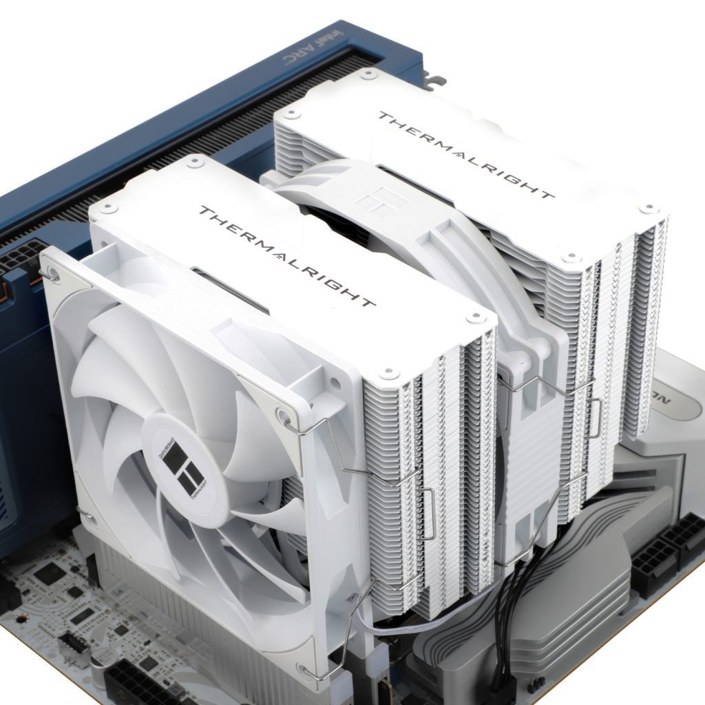 Кулер для процессора. Thermalright peerless assassin 140 white argb.