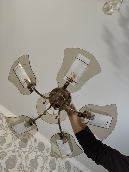 Люстра потолочная