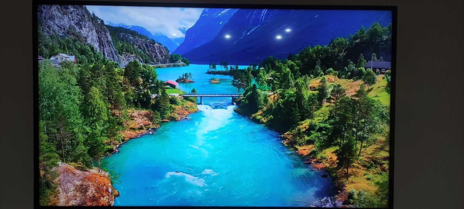 Голям Телевизор 58" 146 см Smart Android 4K Ultra HD LED + стойка