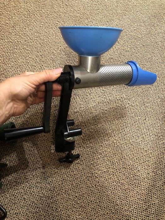 Masina manuala macinat mac, nuca, rosii