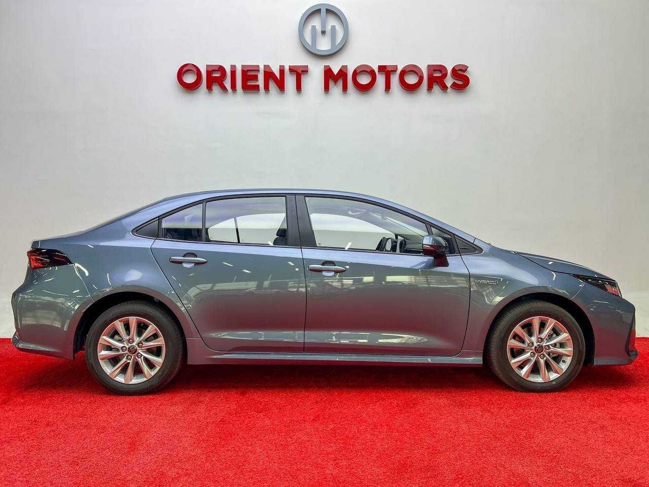 toyota corolla 1.8 гибрид Можно  ЧЕРЕЗ  БАНК