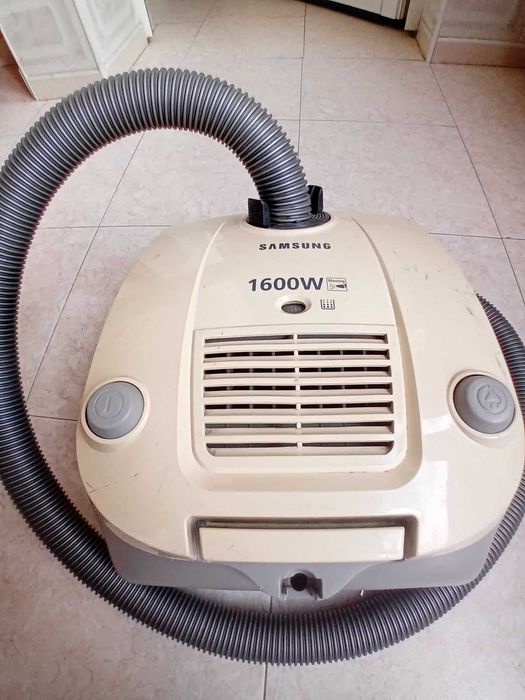 Прахосмукачка Zanussi