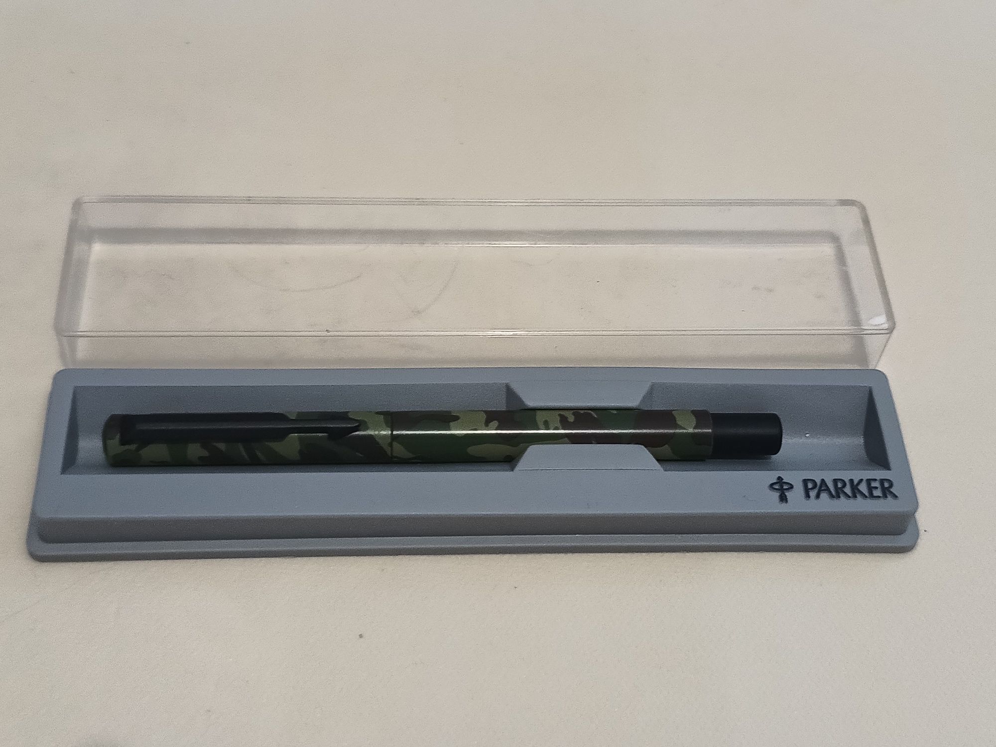 Оригинални писалки и химикали Parker