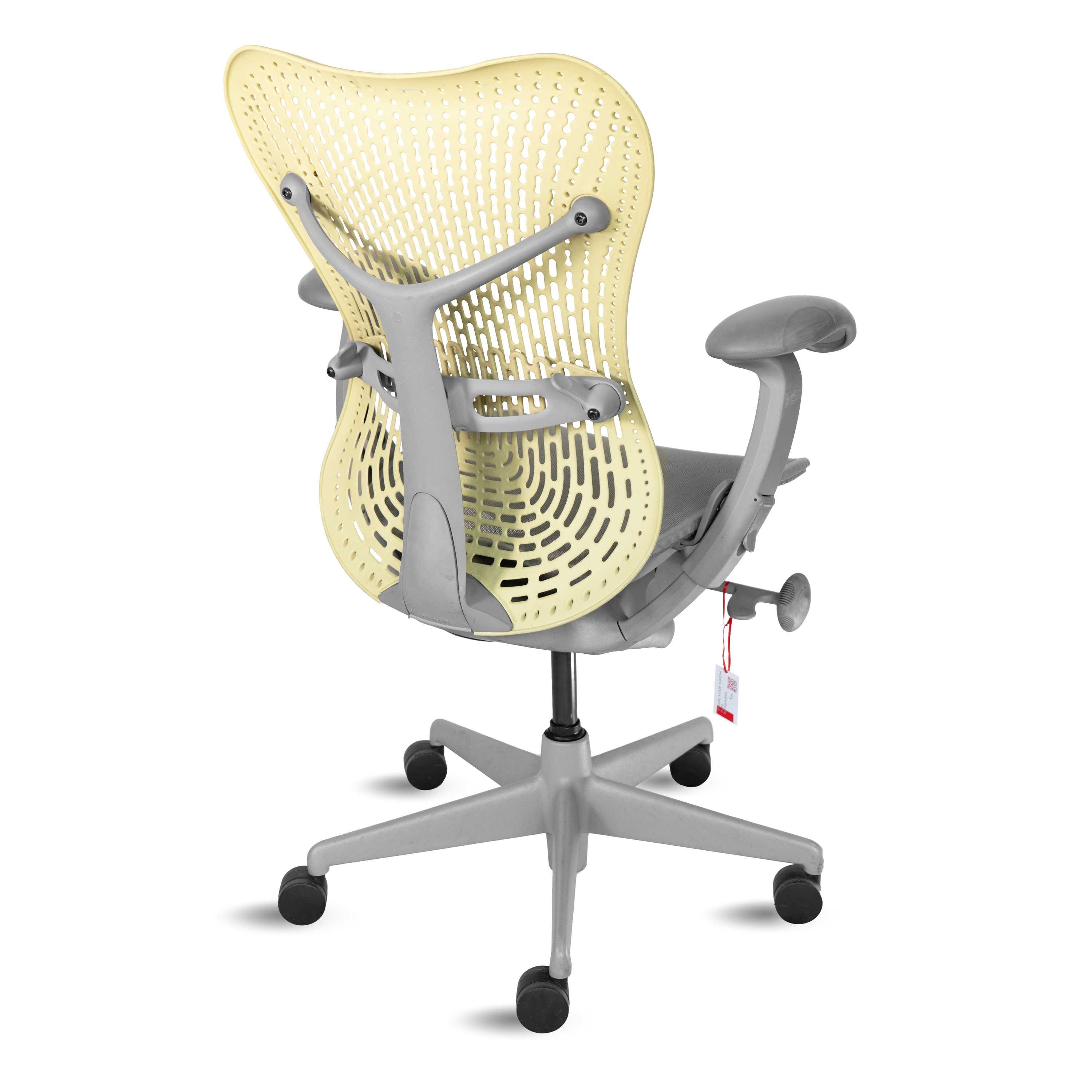 Офис стол Herman Miller Mirra 1, жълт, SH