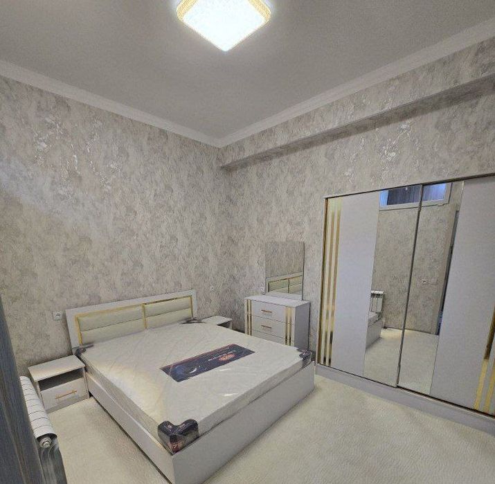 Chilonzor Novza metro yonida