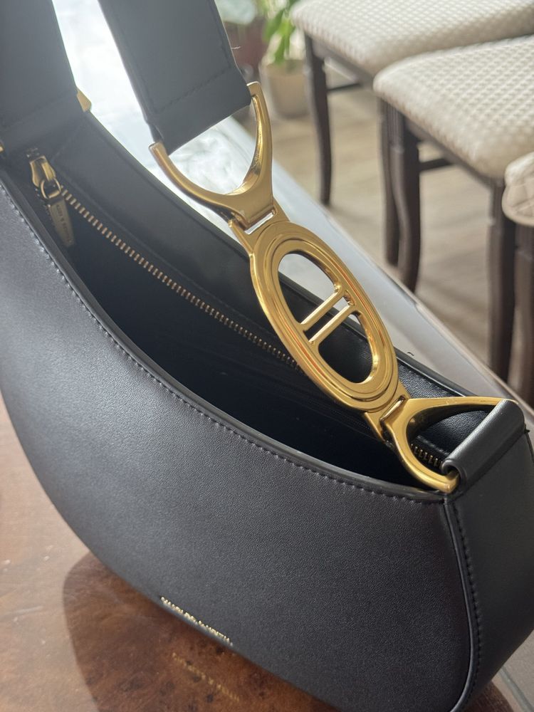 Сумка Charles&Keith