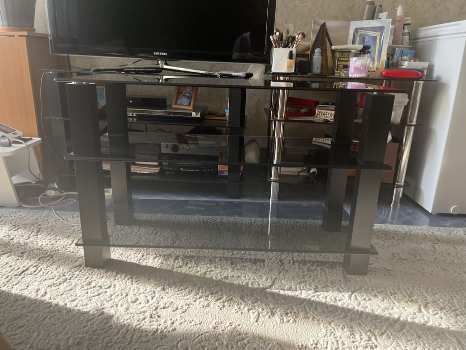 Тумбочка под телевизор