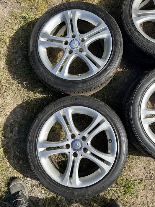 Vând jante mercedes R17