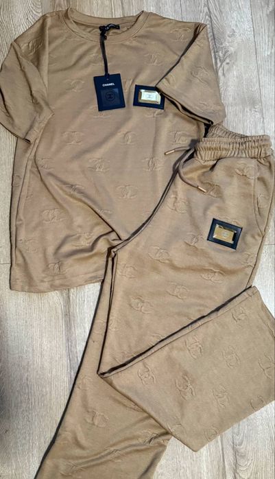 Compleu dama Chanel L și XL