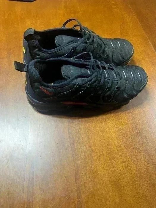 Nike Air Vapormax 42 // 44 noi/new