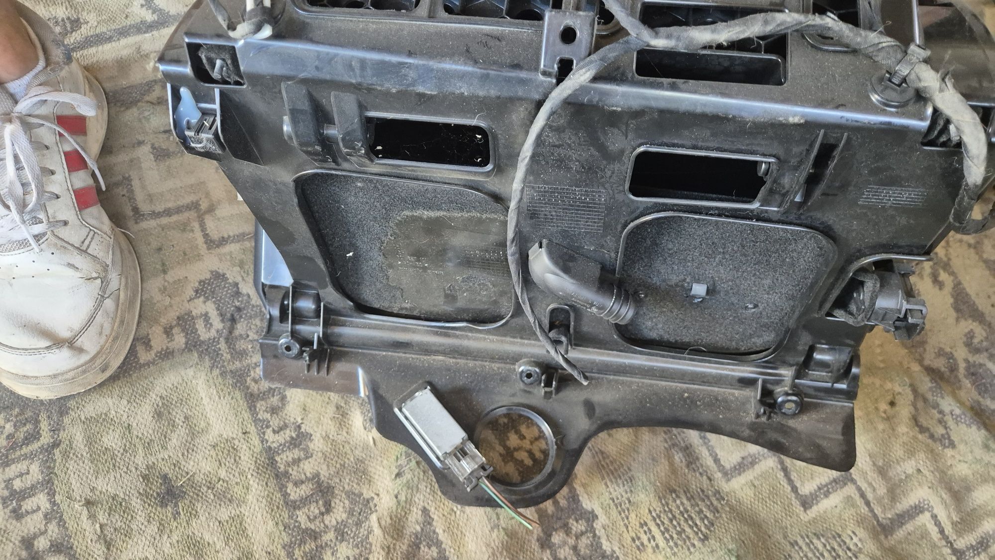 Оригинална Жабка за VW Пасат 6 2005- 2010г