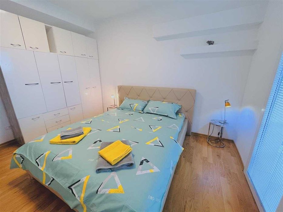 Дава се под наем Двустаен апартамент в Бургас, Лазур - 63 кв.м за 178.5 € - Снимка #1