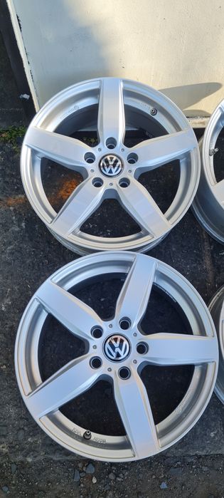Jante ca noi Volkswagen T5. T6. Amarok. Bmw. 5 x 120 R17 cu Senzori