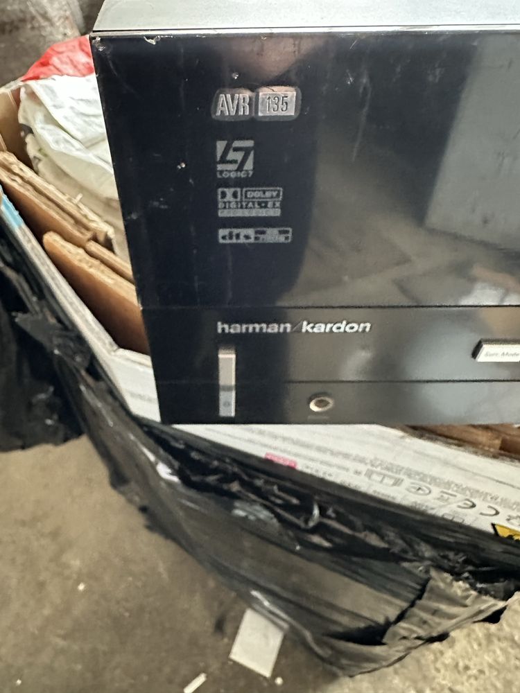Vand Harman Kardon AVR 135