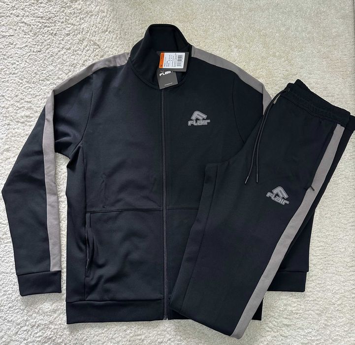 Нов Мъжки Екип Flair Модел 2025 Размер М - Flair Анцуг 111113