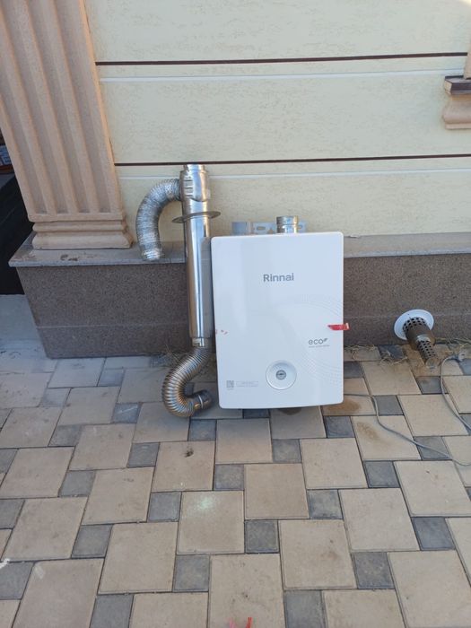 Продается газовый котел б/у в хорошем состояний пользовались 2-3 года