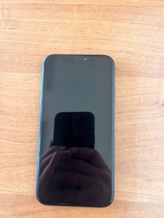 iPhone 11 srochno sotiladi