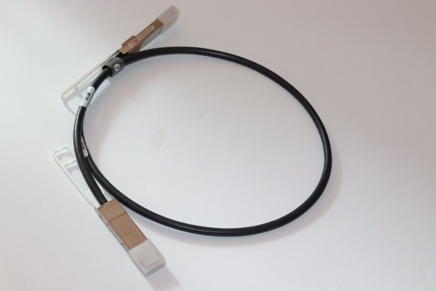 Cablu Server TE Connectivity QSFP-25 Gig 1Metru 2231368-1