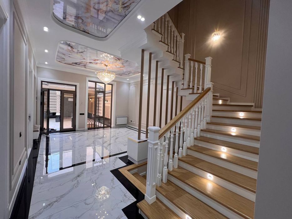 Олмозор тумани янги тошми тарафда 2. Сотхли кортеж сотилади