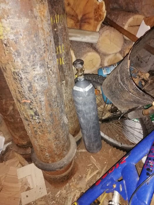 Бутилки за co2 и кислород