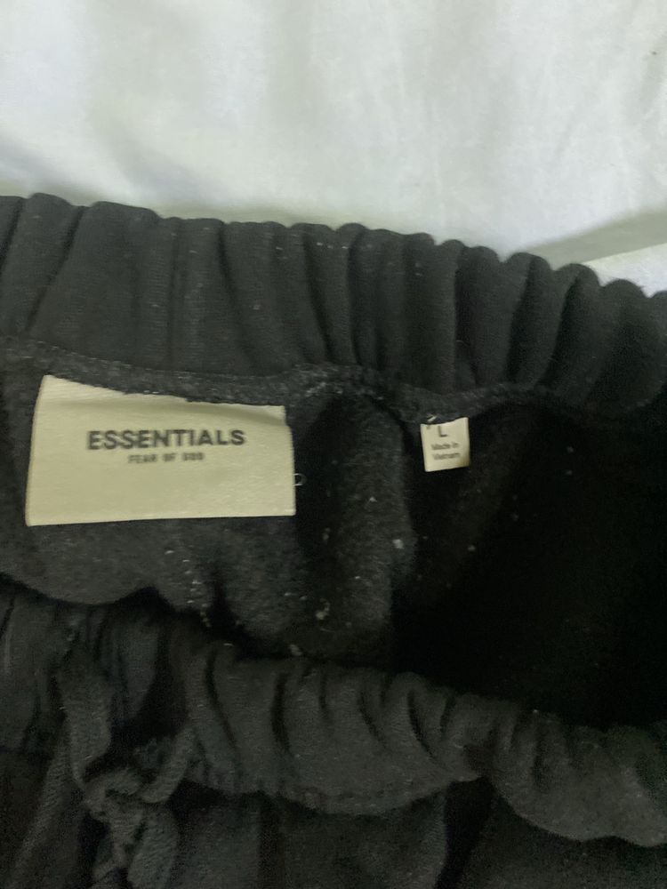 essentials shorts black
